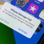 Cell phone storage full notification